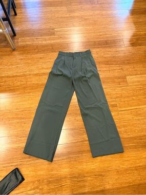 GAP Pleated Pants